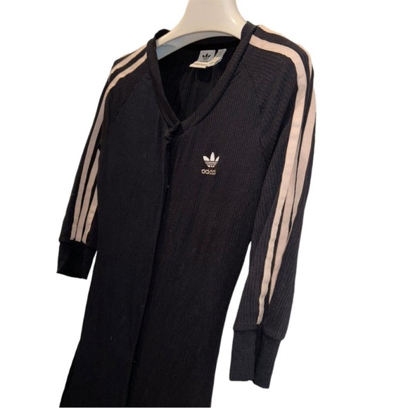 adidas sport black ribbed body con dress or duster coat worn open S
34 bust 
EUC - Picture 4 of 5